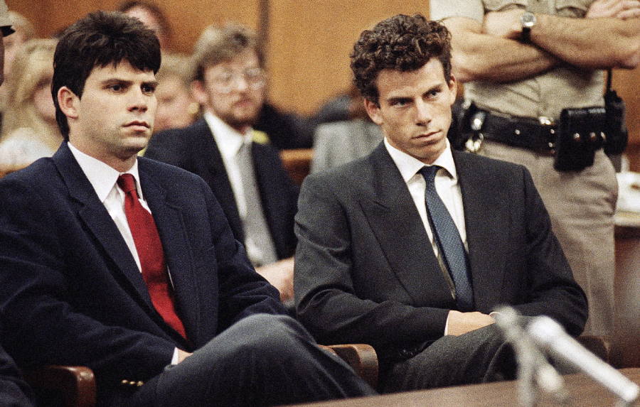 ΗΠΑ: Tα αδέλφια Μενέντεζ, που έχουν καταδικαστεί για τον φόνο των γονιών τους το 1989, θα παραμείνουν στη φυλακή