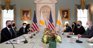 Ιστορική απόφαση από ΗΠΑ: Ανακοίνωσαν άρση του εμπάργκο πώλησης όπλων στην Κύπρο