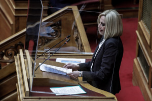 Γεννηματά σε Μητσοτάκη: Αποτύχατε να διαχειριστείτε την πανδημία σε όλα τα επίπεδα