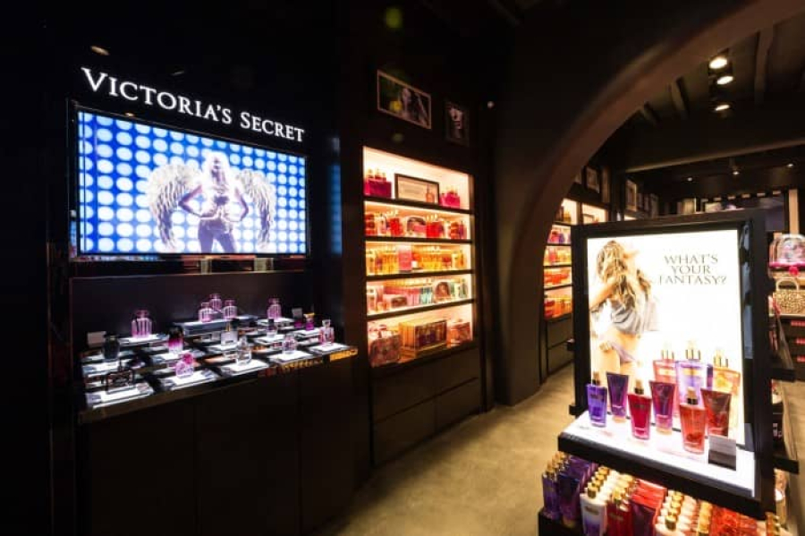 Victoria’s Secret: Εντυπωσιακό ράλι στη Wall Street, μετά την υπέρβαση των προβλέψεων