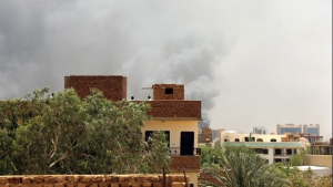 Σουδάν: Μαίνονται οι μάχες -  Η συμφωνία κατάπαυσης του πυρός τηρείται «εν μέρει», λέει ο ΟΗΕ
