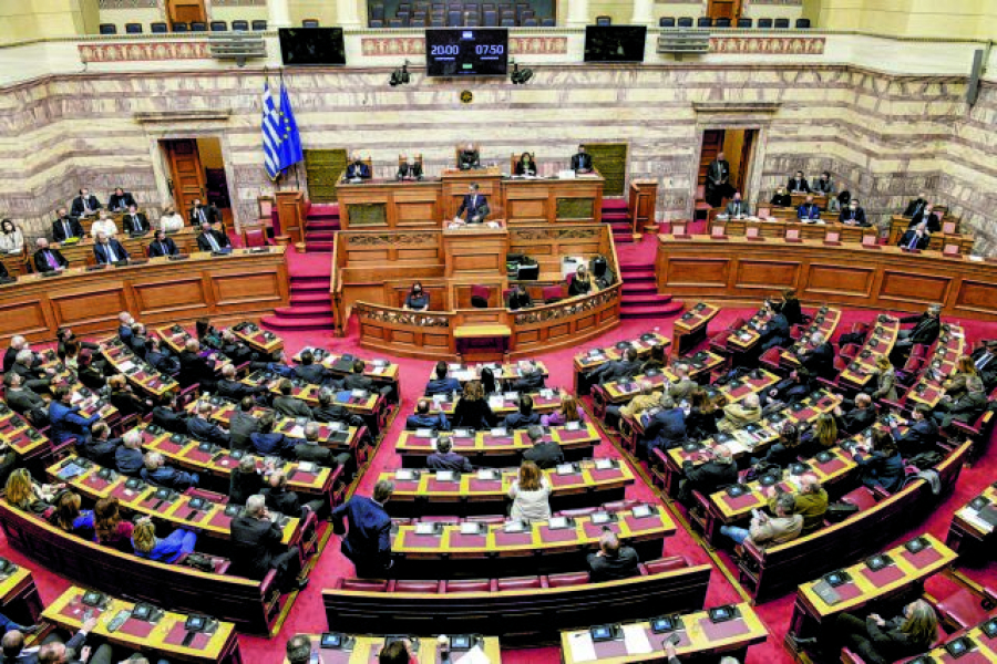 Βουλή: Υπερψηφίστηκε σήμερα το σχέδιο νόμου του Υπουργείου Ανάπτυξης