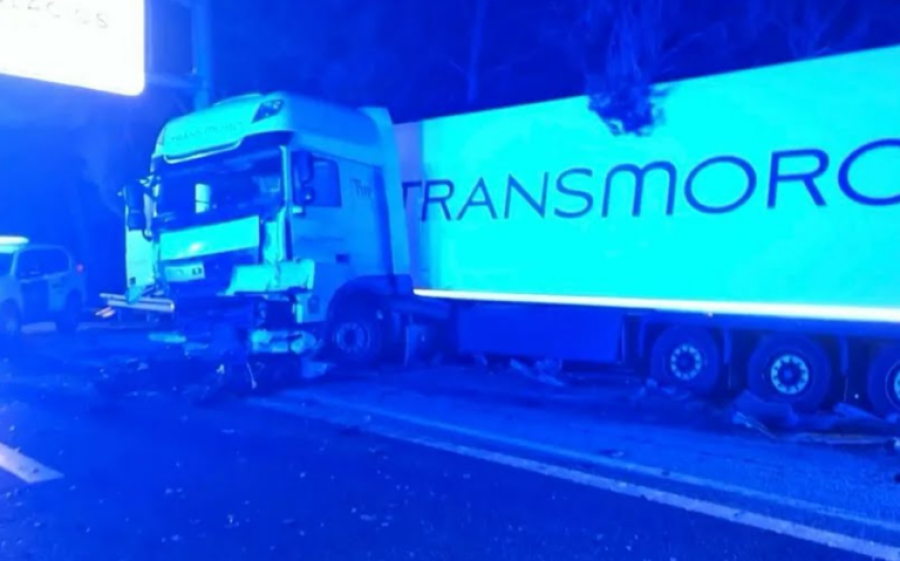 Ισπανία: Φορτηγό έπεσε πάνω σε μπλόκο της Πολιτοφυλακής στη Σεβίλλη – Έξι νεκροί