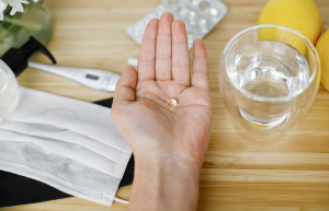 Γκάγκα: Παραλάβαμε 5.700 θεραπείες μολνουπιραβίρης για covid -Πώς θα χορηγείται