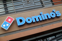 Domino&#039;s Pizza: Ετοιμάζει την αποχώρησή της από τη Ρωσία - Ρολά σε 142 καταστήματα
