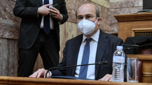 Χατζηδάκης προς αντιπολίτευση: Μην υποβαθμίζετε τις οικονομικές ενισχύσεις ευάλωτων ομάδων