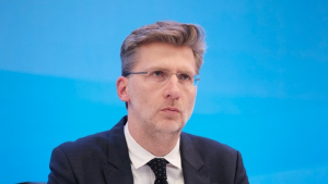 Επίθεση Σκέρτσου σε ΣΥΡΙΖΑ: Με fake news για τους μισθούς, εκλογές δεν κερδίζονται