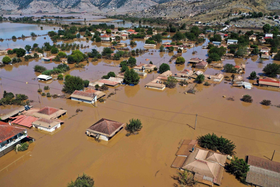 Ε. Λέκκας: Όλο και συχνότερα θα βλέπουμε ακραία φαινόμενα με επιπτώσεις που ούτε φανταζόμαστε
