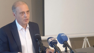 Ο Κυρ. Βελόπουλος ψήφισε στο Κορδελιό - Μίλησε για "ενδεχόμενο νοθείας" (vid)