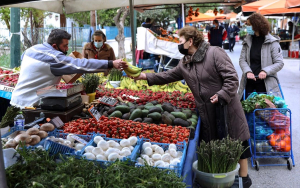 Λαϊκές αγορές: Επεκτείνεται η δυνατότητα τροποποίησης αδειών παραγωγού σε επαγγελματικές