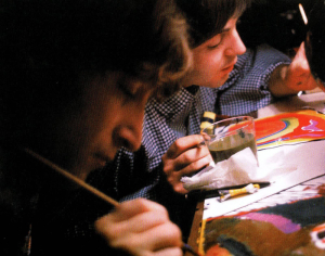 Σε δημοπρασία πωλείται πίνακας που ζωγράφισαν οι Beatles σε περιοδεία τους στην Ιαπωνία