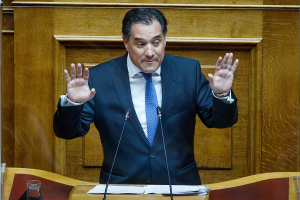 Γεωργιάδης: Μέτρα για μείωση των τιμών στο ρεύμα