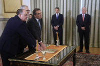 Ανασχηματισμός: Ορκίστηκαν Σχοινάς, Τουρνάς και Λαζαρίδης