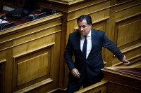 Γεωργιάδης: Η κυβέρνηση θα ήθελε άνοιγμα καταστημάτων και στις "κόκκινες" περιοχές από Δευτέρα