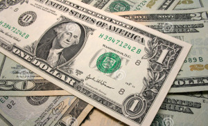 Επιπλέον 5,4 τρισ. δολάρια σε αποταμιεύσεις μάζεψαν τα νοικοκυριά παγκοσμίως