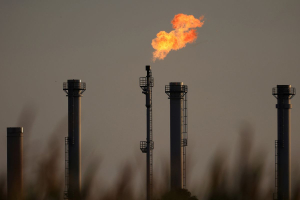 Fitch: Η αποκλιμάκωση των τιμών φυσικού αερίου δεν θα διαρκέσει