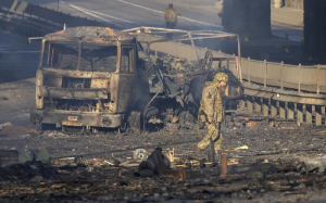 Ουκρανία: Αρχισαν ξανά επιθέσεις οι Ρώσοι, τέλος στην κατάπαυση πυρός