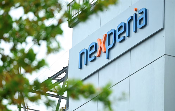 Ολλανδία: Αναστολή της παρέμβασής της στην εταιρεία μικροτσίπ Nexperia