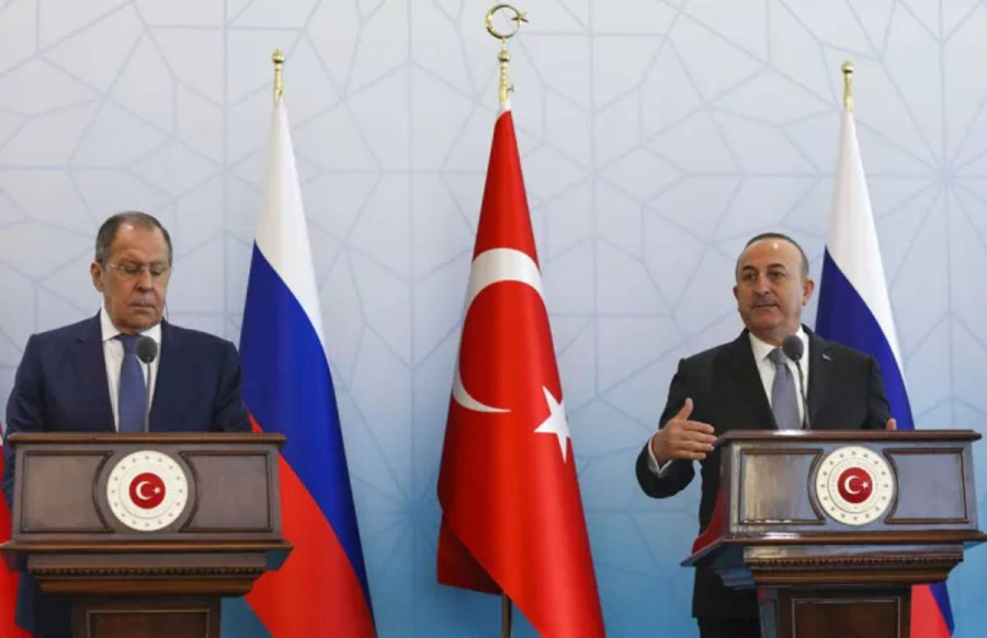 Συνάντηση Λαβρόφ - Τσαβούσογλου: Δεν πάρθηκε απόφαση για τα ουκρανικά σιτηρά