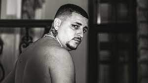 Η Porsche ξέφυγε και ο Έλληνας ράπερ Mad Clip δεν βγήκε ζωντανός