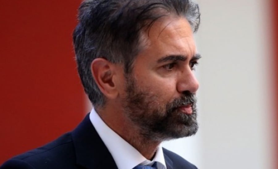 Με ποια εταιρεία συνεργάζεται ο Κωνσταντίνος Φρουζής