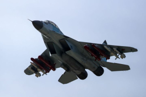Ρωσία: Στρατιωτικό αεροσκάφος συνετρίβη σε κατοικημένη περιοχή κοντά στην Ουκρανία