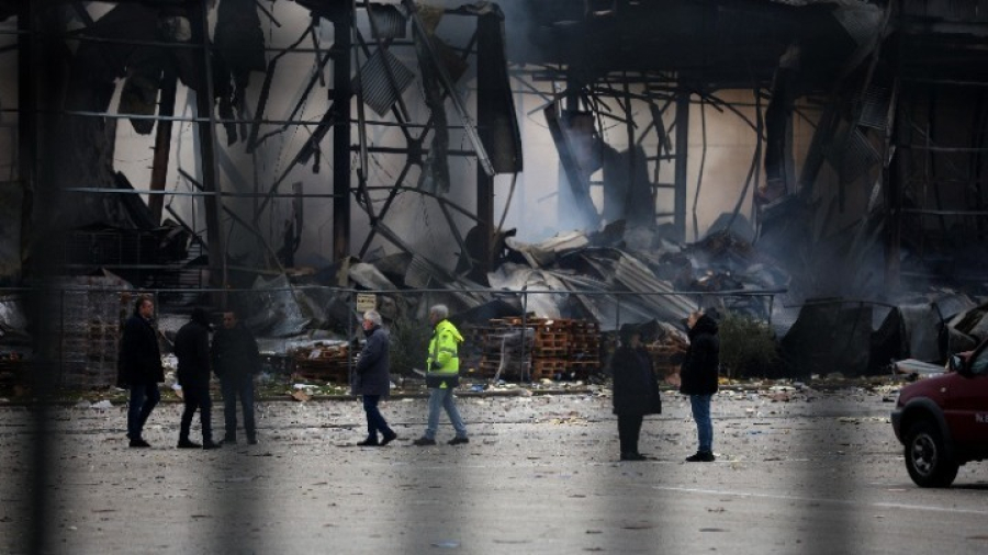 Φονική πυρκαγιά στη «Βιολάντα»: Σε πλήρη εξέλιξη οι έρευνες για τα αίτια της τραγωδίας