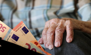 70.000 συνταξιούχοι ζητούν επιστροφή του φόρου των αναδρομικών τους