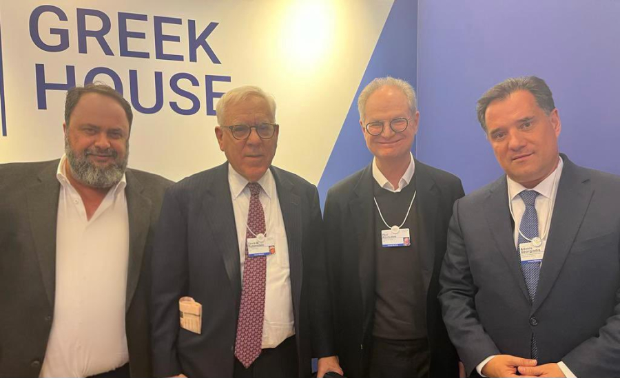 Στο Νταβός Γεωργιάδης, Μαρινάκης, Carlyle Group