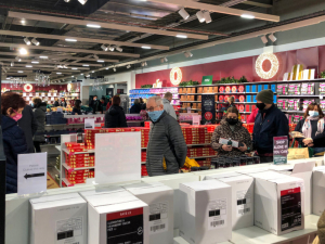 ΗΠΑ: Η πολιτεία της Νέας Υόρκης καταργεί την υποχρεωτική χρήση μάσκας σε κλειστούς χώρους