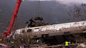 Σύγκρουση τρένων στα Τέμπη - Ανακρίνεται ο σταθμάρχης της Hellenic Train