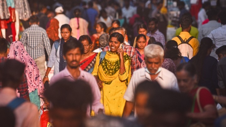 ΟΗΕ: Οι Ινδοί θα είναι περισσότεροι από τους Κινέζους στα μέσα του 2023
