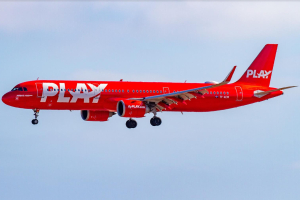 Play: Καθιερώνει πτήσεις από Αθήνα προς Ισλανδία και ΗΠΑ από τον Ιούνιο του 2023