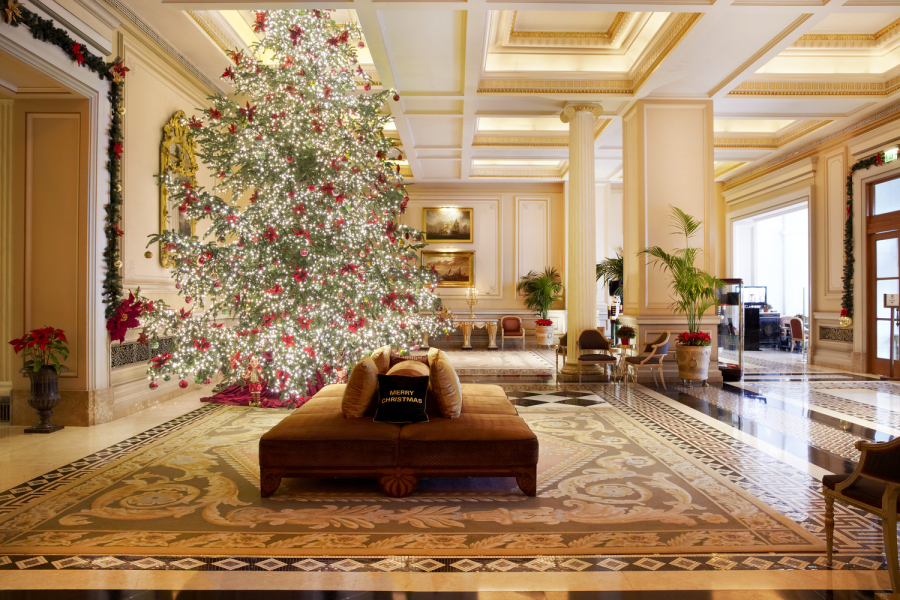 Λαμπερά Χριστούγεννα στα Ξενοδοχεία Μεγάλη Βρεταννία και King George
