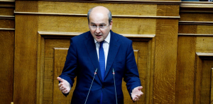 Ο υπουργός Εργασίας Κωστής Χατζηδάκς.