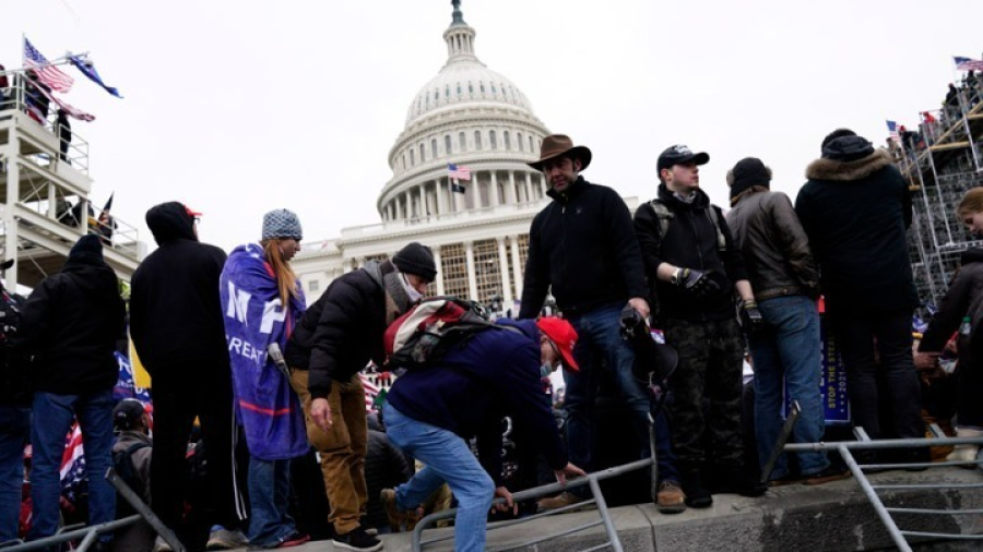 ΗΠΑ: Εφεση Τραμπ σε απόφαση δικαστή να καταθέσει ο Πενς για την επίθεση στο Καπιτώλιο