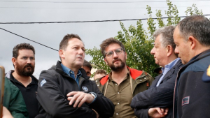 Στις πληγείσες περιοχές της Κρήτης βρίσκεται το κυβερνητικό κλιμάκιο