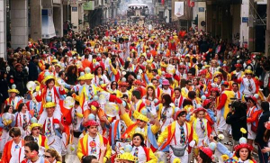 Πάτρα: Κορυφώνονται οι εκδηλώσεις του καρναβαλιού - Χιλιάδες οι επισκέπτες