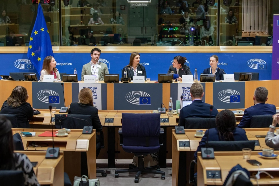 Οι γυναίκες στην Ελλάδα παραμένουν στο περιθώριο της επενδυτικής δραστηριότητας