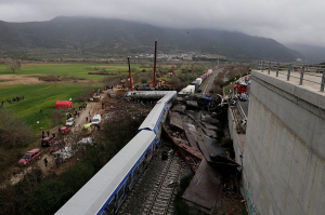Τέμπη: Το πολύνεκρο δυστύχημα και το εξώδικο που καίει