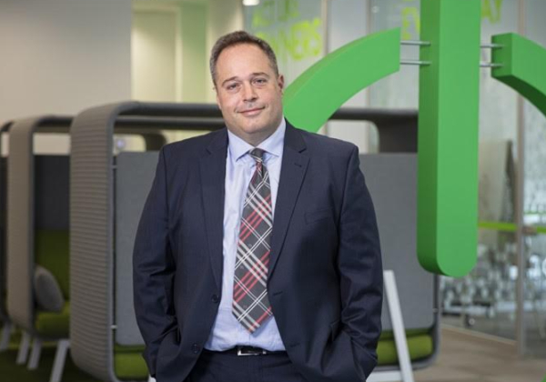 Ο Θανάσης Τσικόγιας, στέλεχος της Schneider Electric Hellas