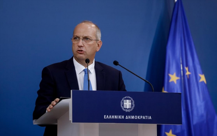 Οικονόμου: Στο τραπέζι η επέκταση της υποχρεωτικότητας