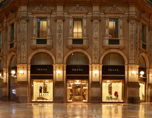 Prada: Αύξηση 16% των καθαρών εσόδων στα 3,05 δισ. ευρώ για το α' εξάμηνο