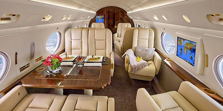 Η Γαλλία θέλει να περιορίσει τις πτήσεις των πλουσίων με ιδιωτικά τζετ