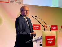 Κωστής Χατζηδάκης: Η Ελλάδα πρωτοπόρα στην πράσινη μετάβαση και στην τιθάσευση του πληθωρισμού
