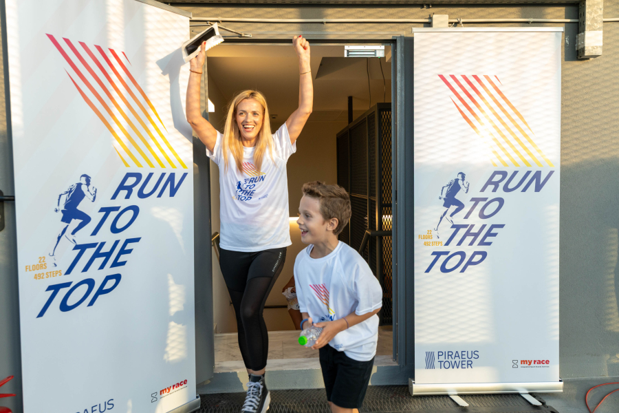 Piraeus Tower Run to the Top: Ανεβαίνοντας στην κορυφή του Πύργου Πειραιά