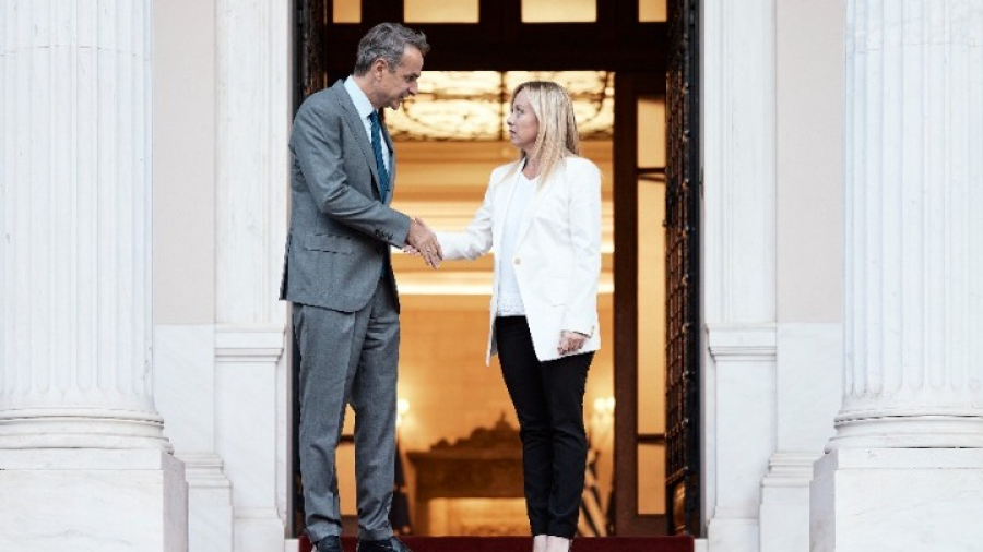 Συνάντηση Μητσοτάκη-Μελόνι: Διμερείς σχέσεις, ενεργειακή συνεργασία και μεταναστευτικό στο επίκεντρο