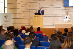 Γ.Χαρδούβελης: Η Ελλάδα πρέπει να κάνει βήματα χρηματοοικονομικού αλφαβητισμού