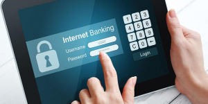 Οι Έλληνες παραμένουν δύσπιστοι απέναντι στις ψηφιακές τραπεζικές συναλλαγές