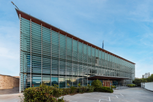 Eurobank: Μείωση 40% στην κατανάλωση ενέργειας στο Campus της Nέας Ιωνίας